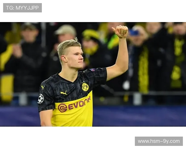 哈兰德穿着哪款足球鞋助力进球成为焦点其背后技术与设计揭秘